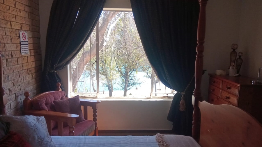 9 Bedroom Property for Sale in Parys Free State